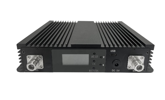 Repetidor seletivo de banda digital personalizado Multi Subbanda 900 1800 2100MHz